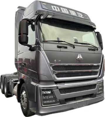 Sinotruk in acciaio Usato 6x4 a mano sinistra Howo 371 375 Trattor Truck Diesel Carburante manuale Motore Weichai