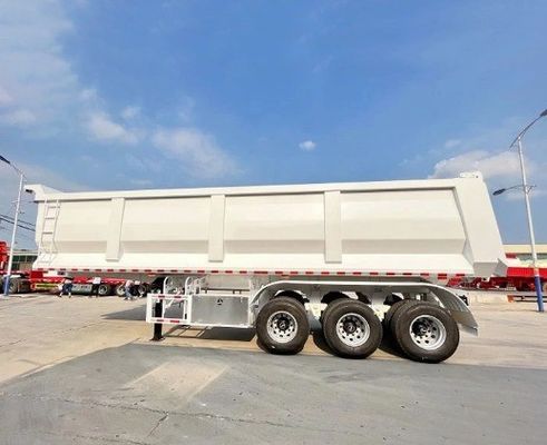 Semi-remorchieri con scarico posteriore da 40 a 80 tonnellate di grande capacità per il trasporto di merci sfuse e di particelle di sabbia