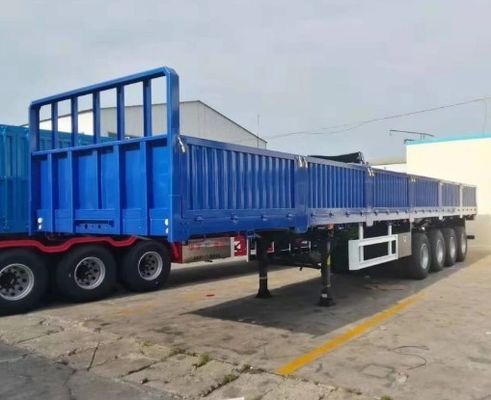 Semi-remolchio a parete laterale adatta al trasporto di merci