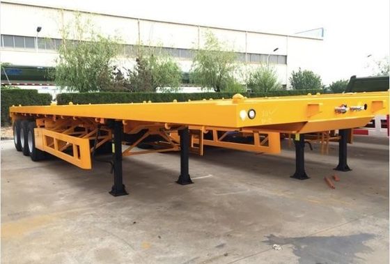 12400x2610x1550mm 7 tonnellate Tare Peso 50 tonnellate Carico utile 20/40ft Semi-remolchio a piatta