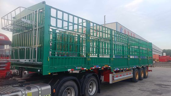 Semi-remolchi a pali di acciaio per il trasporto di bestiame e ortaggi