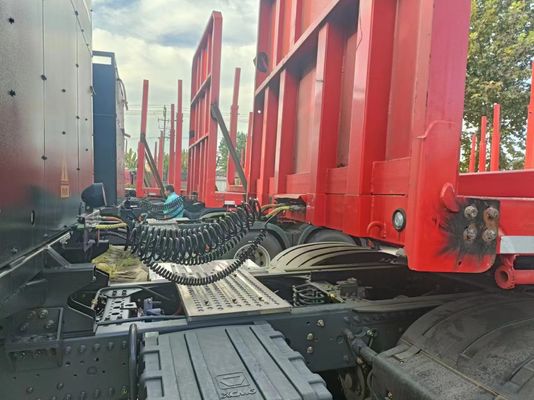 Semi-remolchi con colonne laterali sospensione meccanica