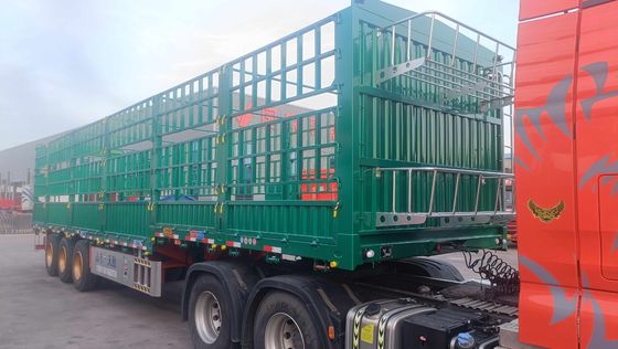 Semi-remolchi di carico a recinzione ad asse per il trasporto di animali da 28 t