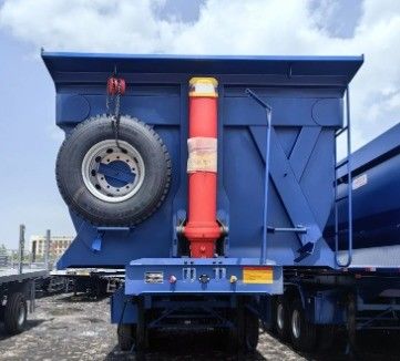 Suspensione meccanica 40-100 tonnellate Max Payload Dump Tipper Truck Trailer per il trasporto del minerale