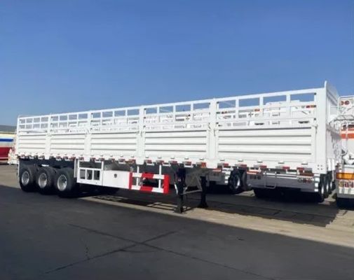Camion-remolchio Recinzione alta Animali da allevamento Bovine da allevamento Cargo Semirremolchio con asse 3/4