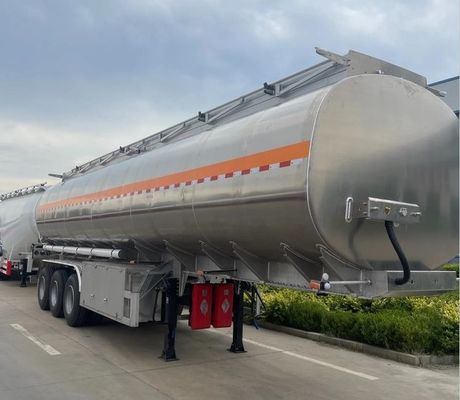 Il carrello di atterraggio standard da 28 tonnellate Wosheng semirimorchio per serbatoio di olio/acqua/latte/benzina