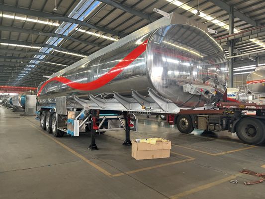 Vendita diretta 42cbm stainless steel fuel tank semi-remorco con 28 tonnellate di carrello di atterraggio