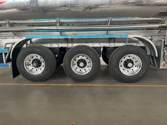 Vendita diretta 42cbm stainless steel fuel tank semi-remorco con 28 tonnellate di carrello di atterraggio