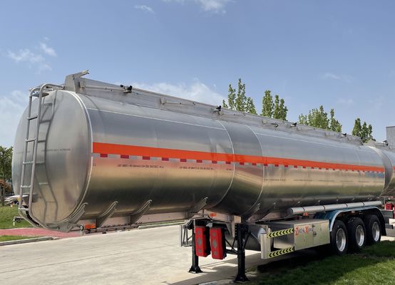WS Shandong Customise 55cbm Fuel Truck Trailer in Africa con carico massimo di 60 tonnellate