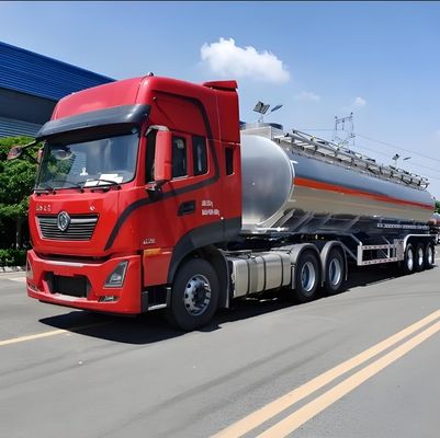 13000*2550*3780mm Isolamento in acciaio al carbonio Cisterna del carburante Semi rimorchio con pneumatici 12R22.5