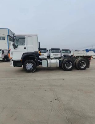 Sinotruk HOWO 6X4 Tractor Truck Head Left Hand Drive per il mercato africano