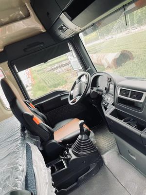 Sitrak G7W 4x2 6x4 Euro6 Diesel Tractor Truck con sospensione pneumatica e cambio manuale