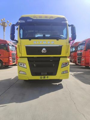 4X2 6X4 Camionetti trattori Sinotruk Sitract usati con trasmissione manuale o automatica