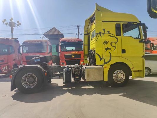 4X2 6X4 Camionetti trattori Sinotruk Sitract usati con trasmissione manuale o automatica