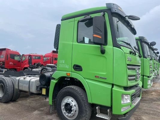 Sedile a fila singola 371 375 400 cavalli Capo di camion usato 4x2 6x4 HOWO SITRACT Camion-trattore