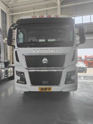 Sinotruk Sitrak C9H 6X4 Tractor Trailer 510-840HP 16 AMT EURO 6 510-840HP Camion pesante