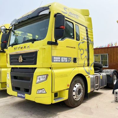 Camion a traino a sinistra a guida manuale Camion a traino diesel Camion a traino per trasporti pesanti Camion a rimorchio