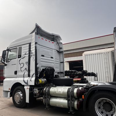 480hp Sinotruk Sitrak 6x4 con condizionatore automatico nelle Filippine