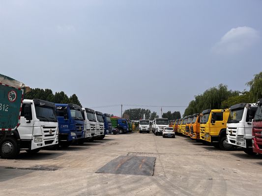 Hot Sitrak C7H Traktor Truck 6x4's Popular Truck Tipo 20001-25000 kg GVW 3 Passeggeri