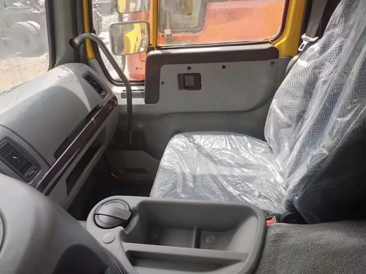 Trasmissione manuale Sinotruk HOWO 371hp 6*4 Camionetto a testa di trattore con finestrino automatico