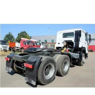 Sinotruk HOWO, autocarro da 6x4 con testa di trattore senza touch screen