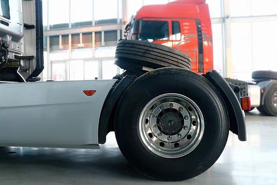 570hp Sinotruk Huanghe X7 4X2 Euro 6 Air Suspension Trasmissione automatica