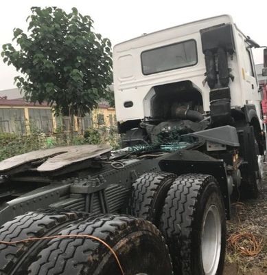 Sinotruk Sitrak C9H 4x2 usato Testa del trattore coppia massima Nm 2500Nm 7396*2496*2958