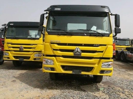 Segmento Camion pesante Sinotruk Howo Dump Trailer Usato Testa del trattore 4x2 6x4 Euro 5/6